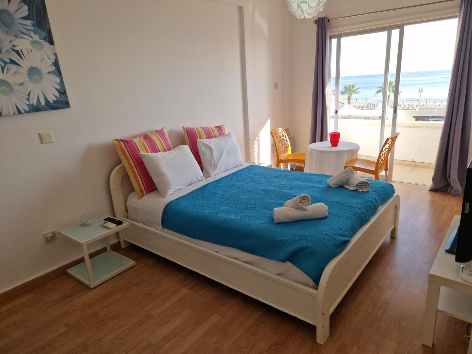 Kolonaki Seaview Apartments Lárnaca Quarto foto
